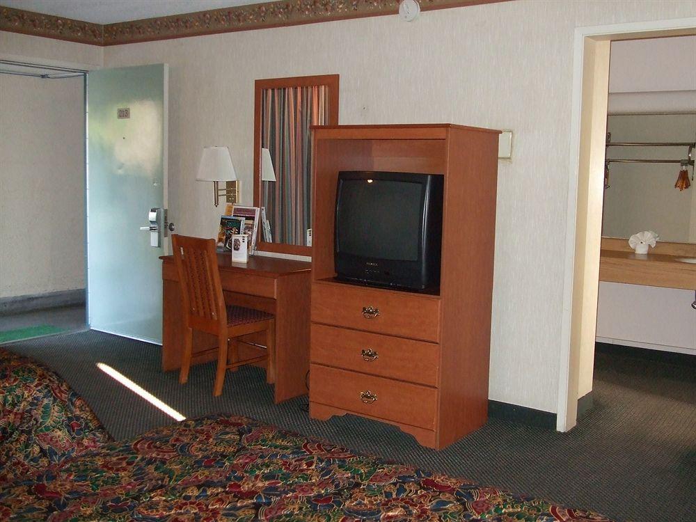 Vagabond Inn Sunnyvale Exterior photo